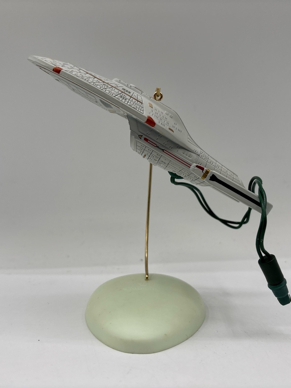 Hallmark Keepsake Ornament Stardated 1996 Vintage Star Trek U.S.S. Voyager Magic
